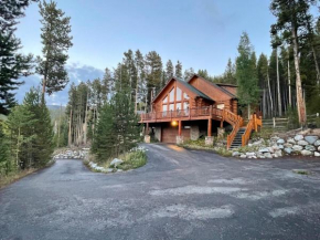 Breck Cabin Mins From Town & Lifts Hot Tub
